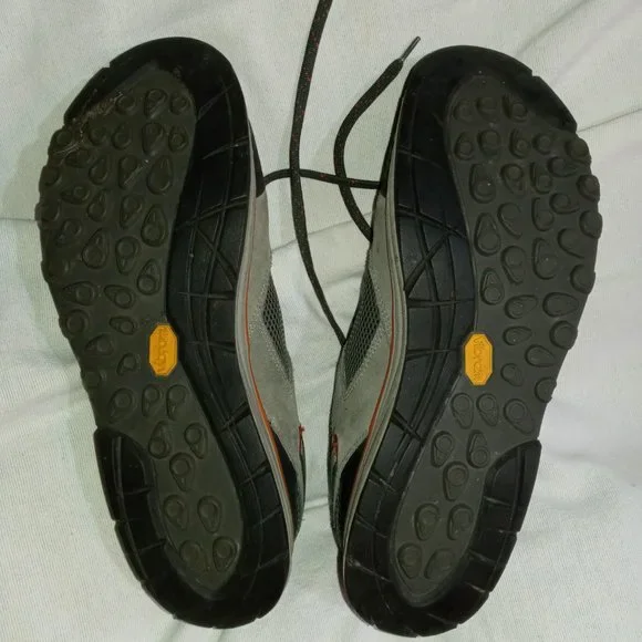 Vasque Grand Traverse Hiking Shoes - Picture 5 of 8